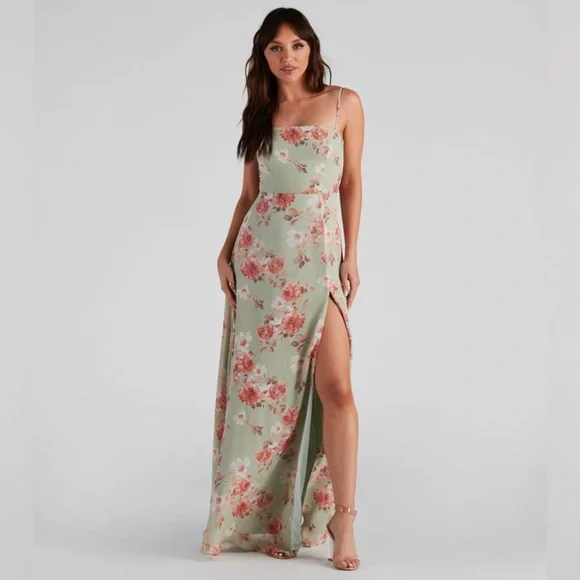 green emerald velvet dress Meredith One-Shoulder Sequin Formal Dress main image 0